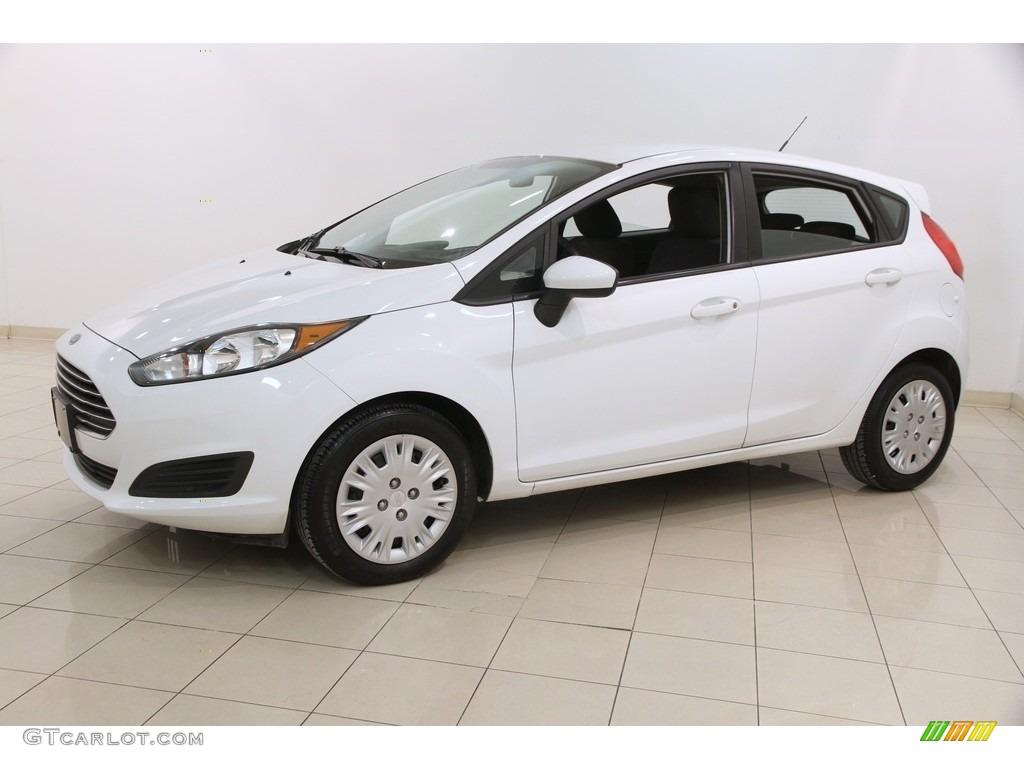 Oxford White 2014 Ford Fiesta S Hatchback Exterior Photo #118669350