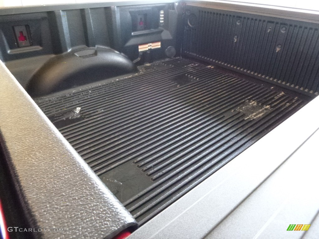 2017 F150 XLT SuperCrew 4x4 - Ruby Red / Earth Gray photo #9