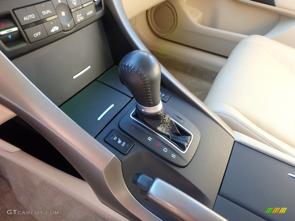 2010 TSX Sedan - Crystal Black Pearl / Parchment photo #26