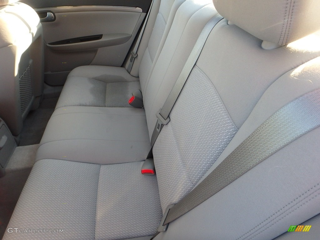 2009 Aura XE - Red Jewel Tintcoat / Gray photo #8