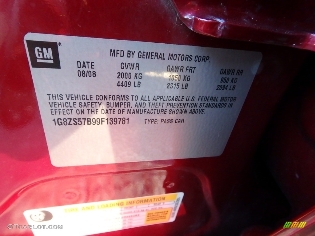 2009 Aura XE - Red Jewel Tintcoat / Gray photo #14