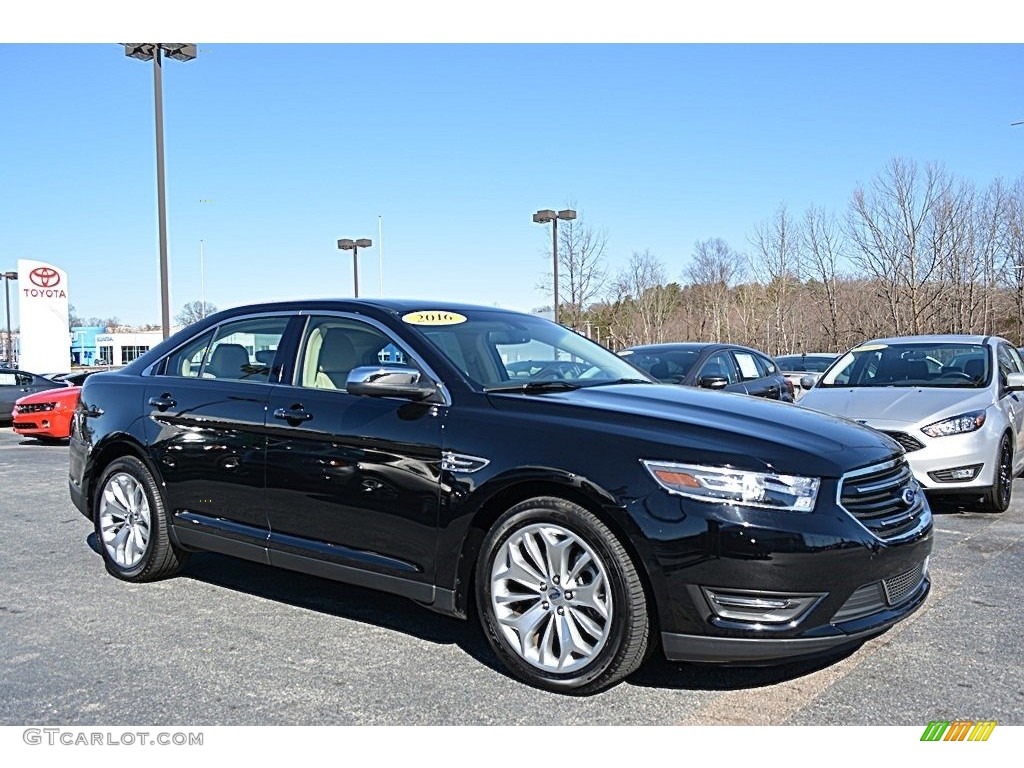 Shadow Black 2016 Ford Taurus Limited Exterior Photo #118682952
