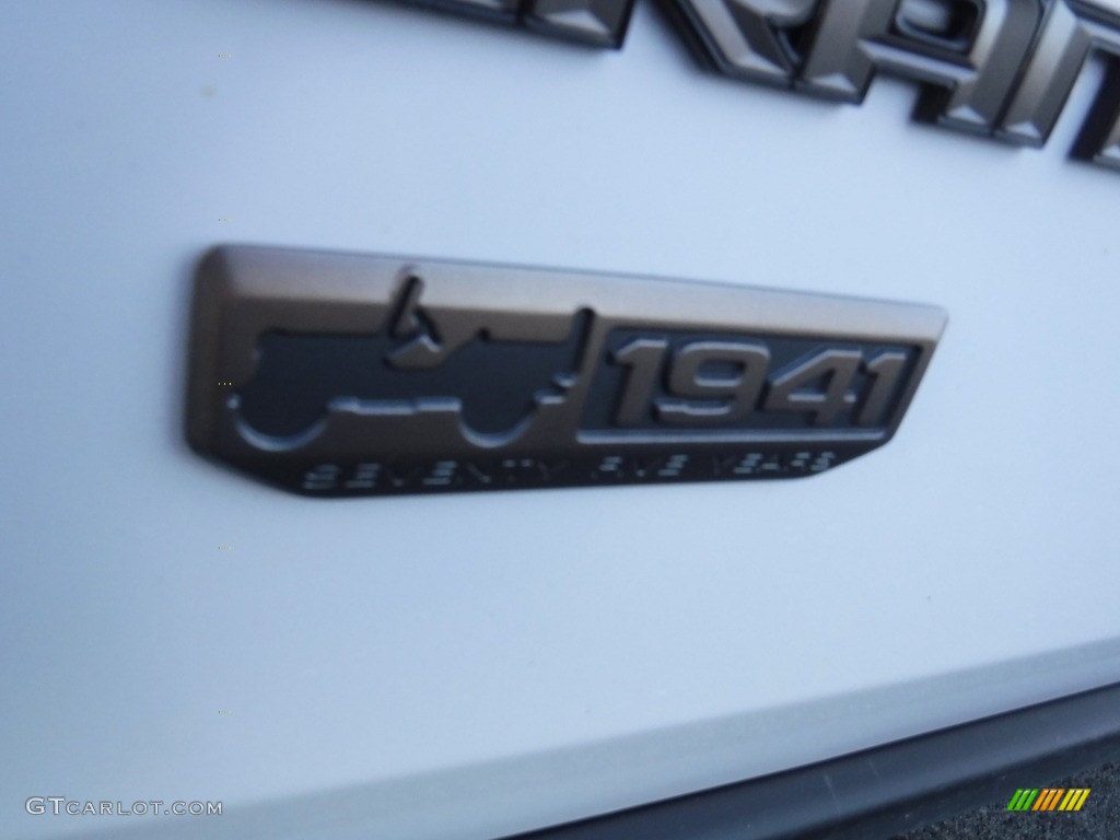 2017 Grand Cherokee 75th Annivesary Edition 4x4 - Bright White / Black photo #4