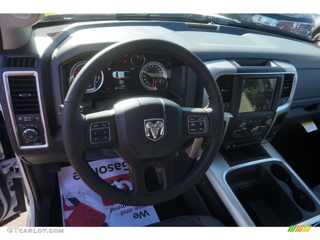 2017 1500 Big Horn Crew Cab 4x4 - Bright White / Black/Diesel Gray photo #8