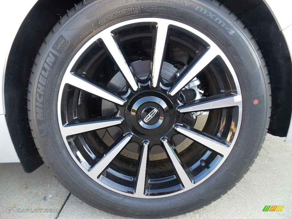 2017 Lincoln Continental Reserve AWD Wheel Photo #118686930