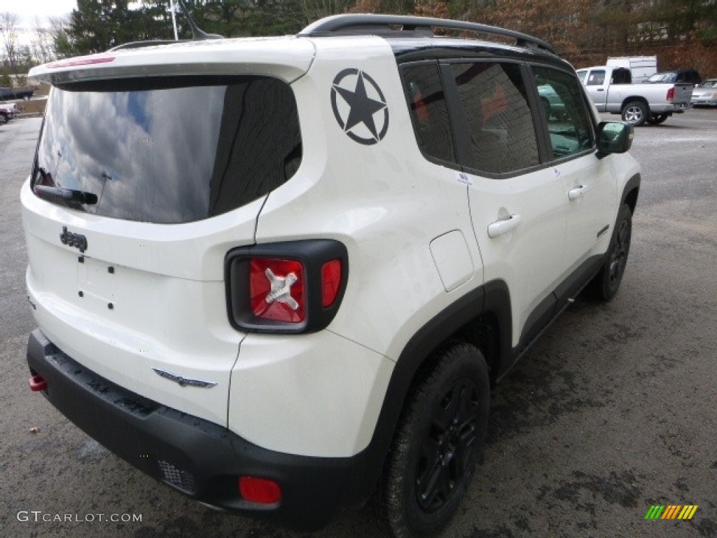 2017 Renegade Trailhawk 4x4 - Alpine White / Black photo #6