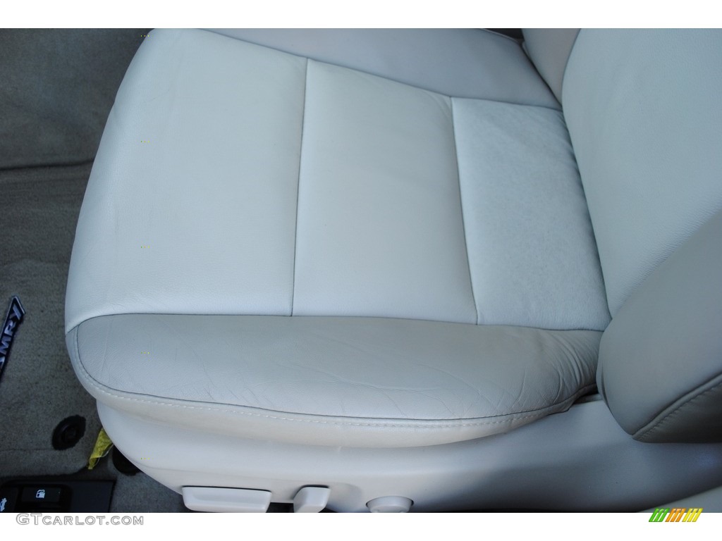 2014 Camry XLE V6 - Attitude Black Metallic / Ivory photo #12