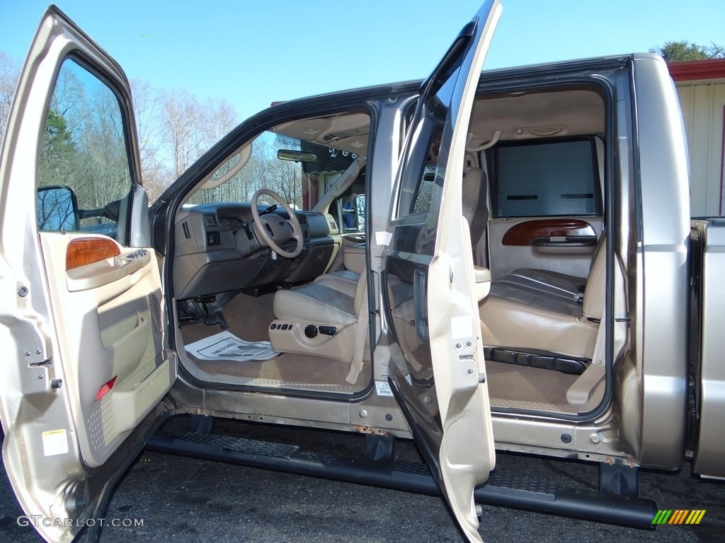 2003 F250 Super Duty Lariat Crew Cab 4x4 - Arizona Beige Metallic / Medium Parchment Beige photo #21