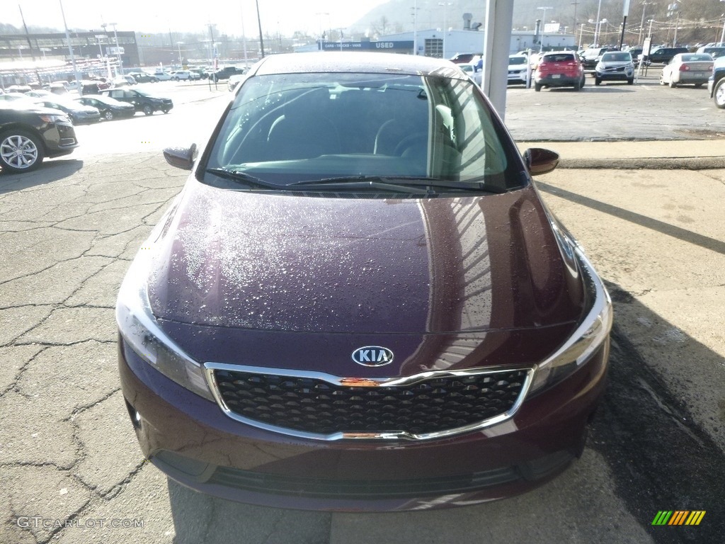 2017 Forte LX - Garnet Red / Black photo #8