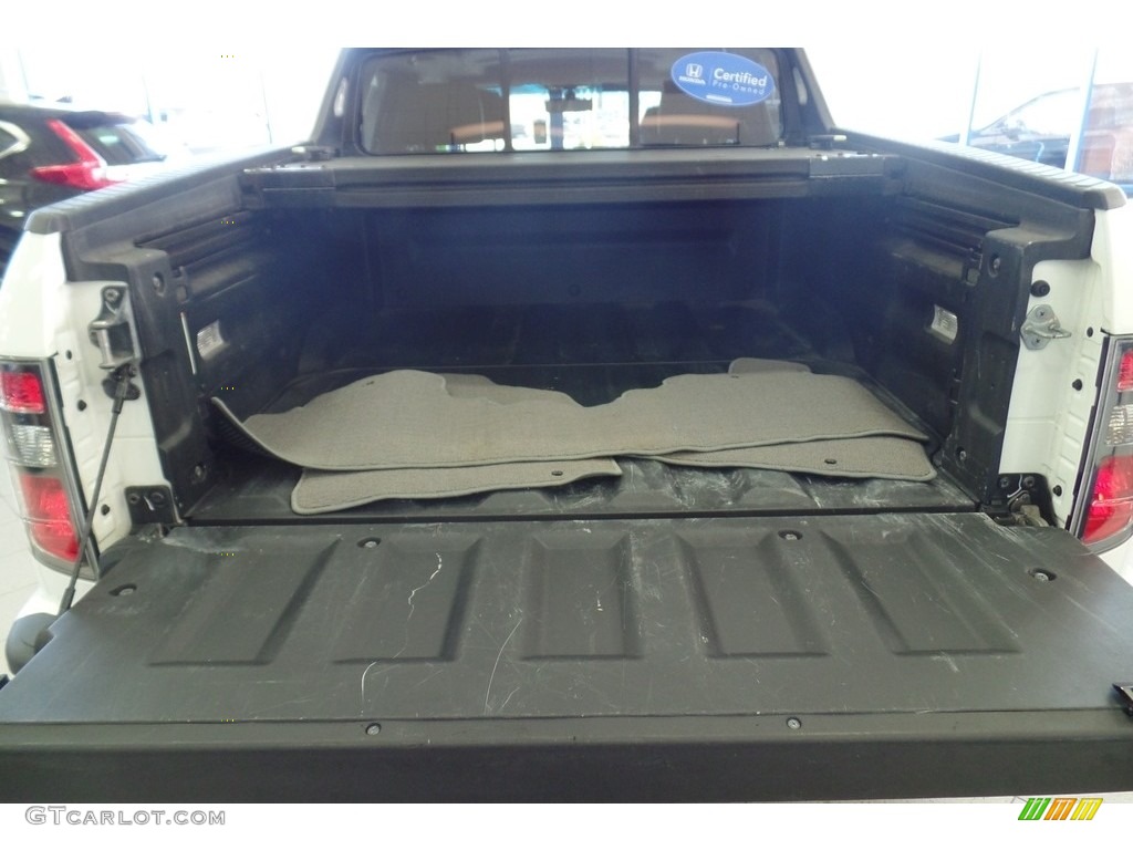 2012 Ridgeline RTL - White / Gray photo #17