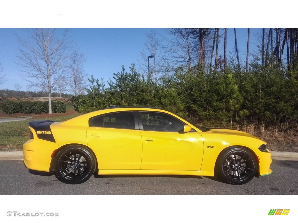 Yellow Jacket 2017 Dodge Charger Daytona 392 Exterior Photo #118700463