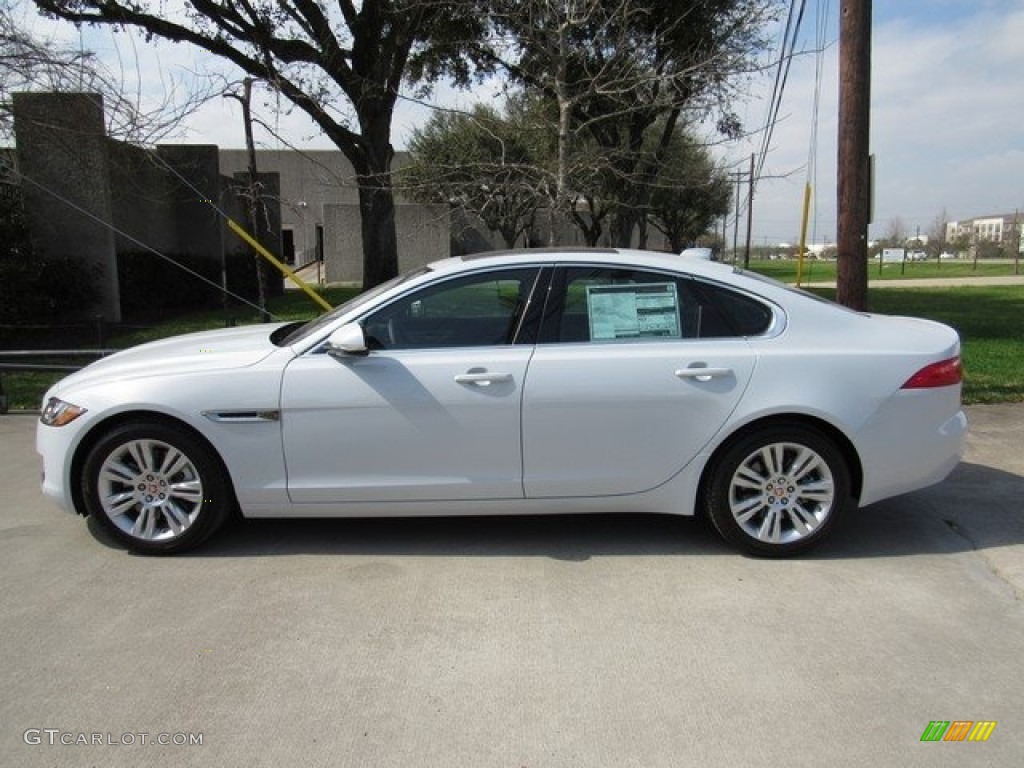 2017 XF 35t Premium - Glacier White / Jet photo #11