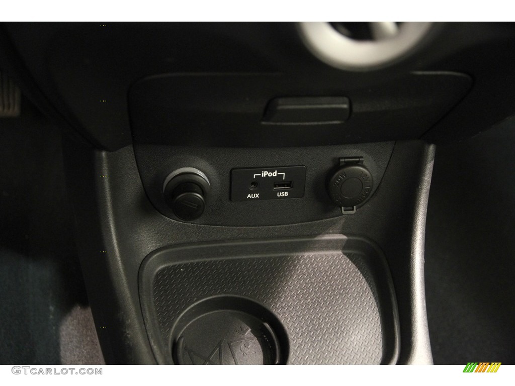 2010 Accent GS 3 Door - Ebony Black / Black photo #9