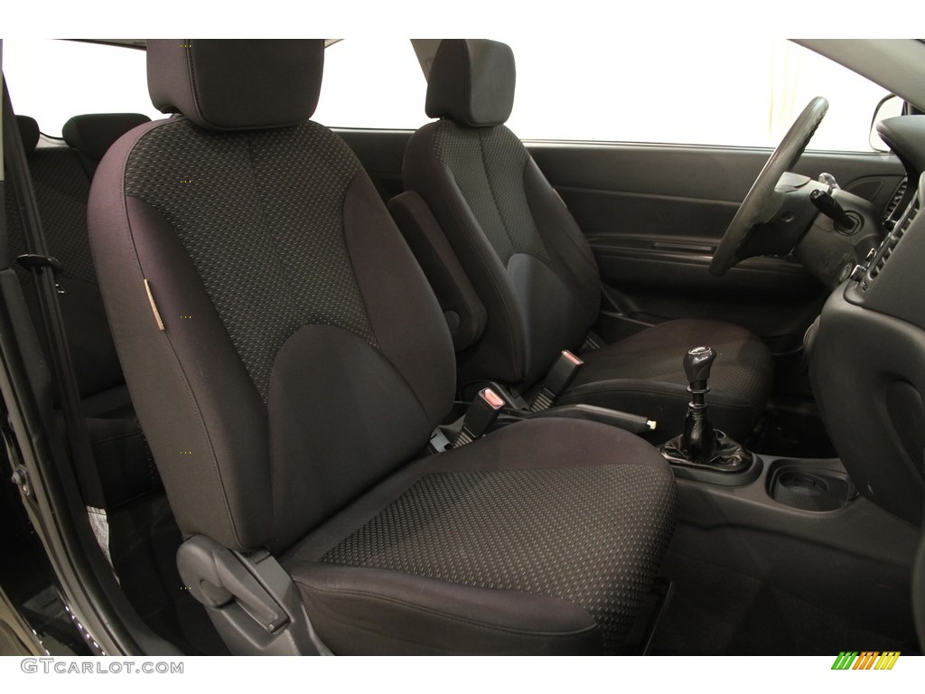 2010 Accent GS 3 Door - Ebony Black / Black photo #11