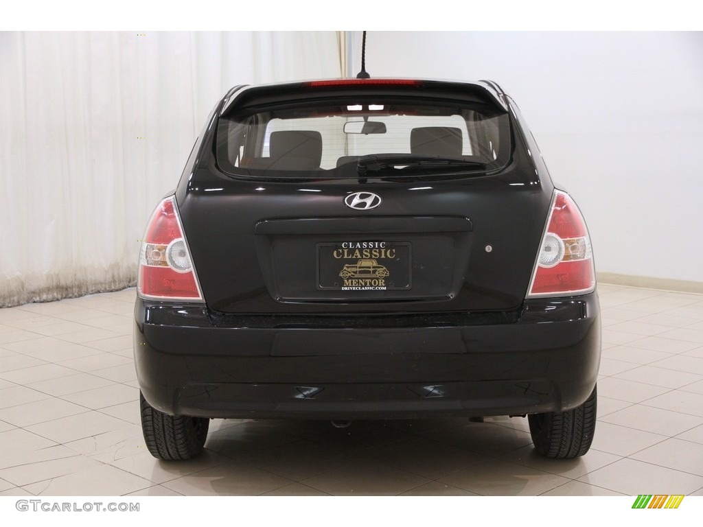 2010 Accent GS 3 Door - Ebony Black / Black photo #14