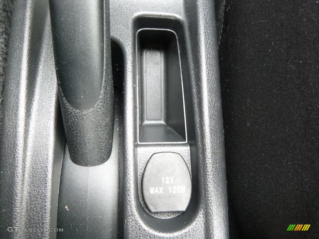 2014 Versa 1.6 S Sedan - Red Brick / Charcoal photo #21