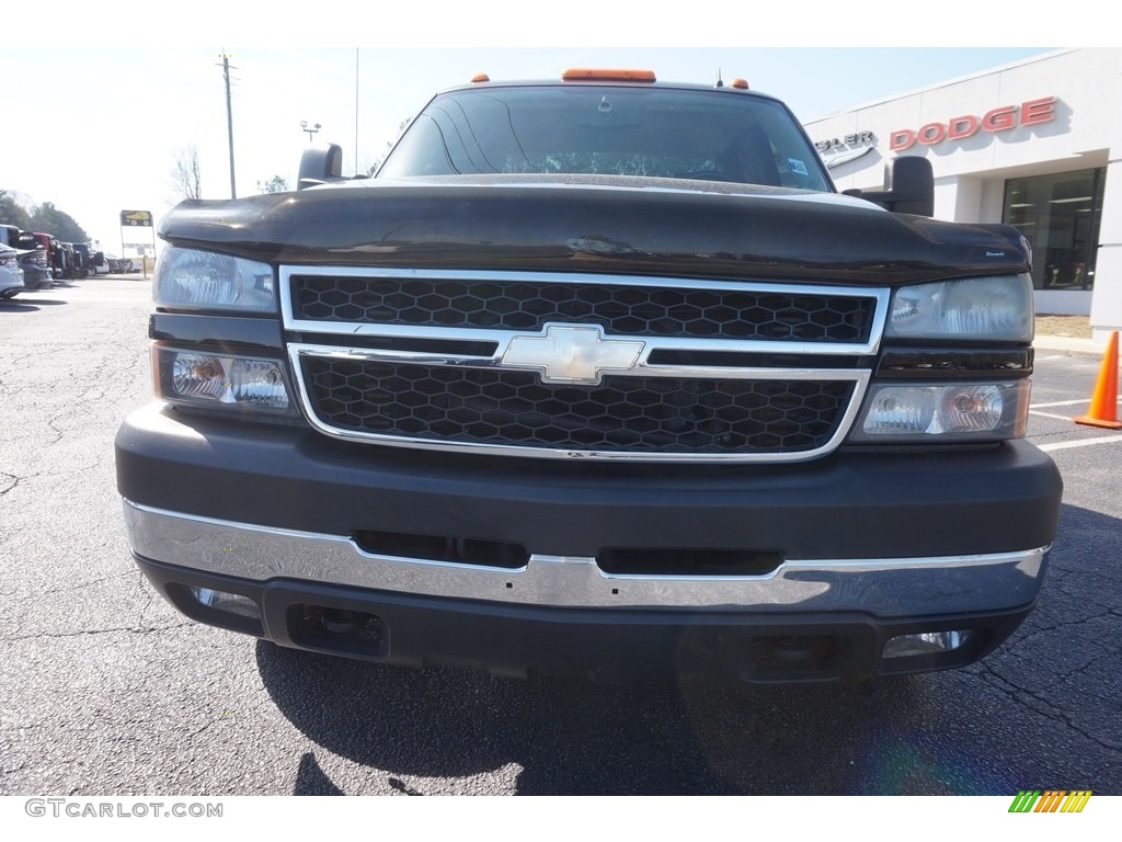 2006 Silverado 3500 LT Crew Cab 4x4 Dually - Black / Tan photo #2