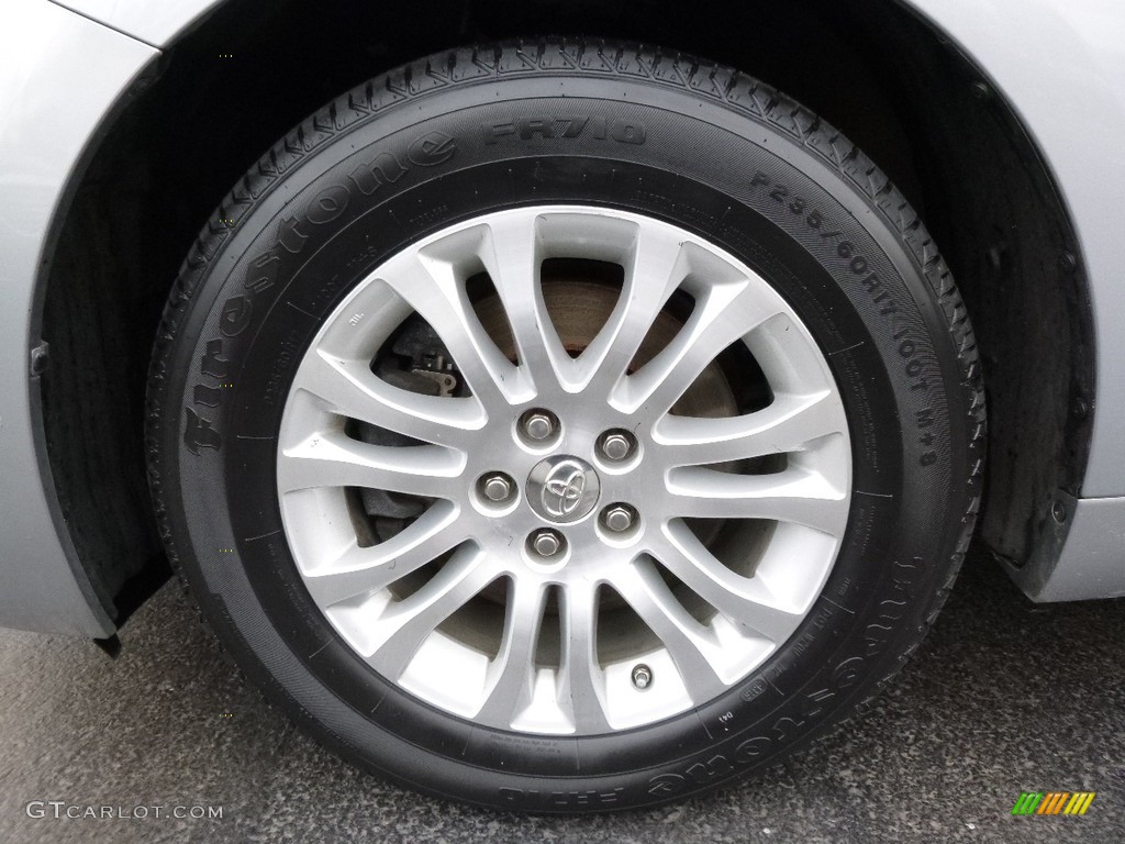 2014 Sienna XLE - Silver Sky Metallic / Light Gray photo #17