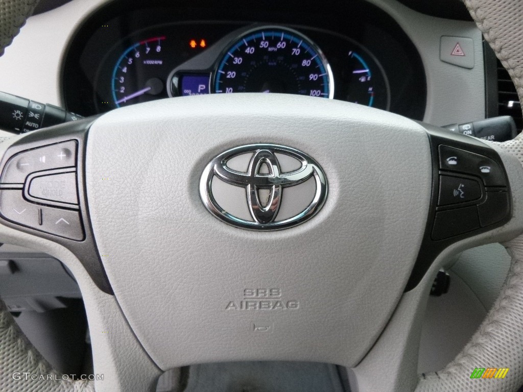 2014 Sienna XLE - Silver Sky Metallic / Light Gray photo #23