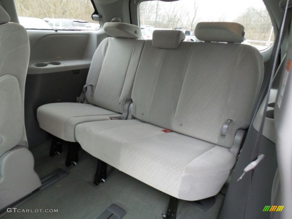 2017 Toyota Sienna LE AWD Interior Color Photos