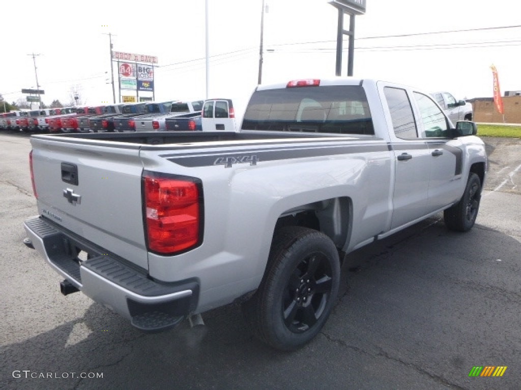 2017 Silverado 1500 Custom Double Cab 4x4 - Silver Ice Metallic / Dark Ash/Jet Black photo #7