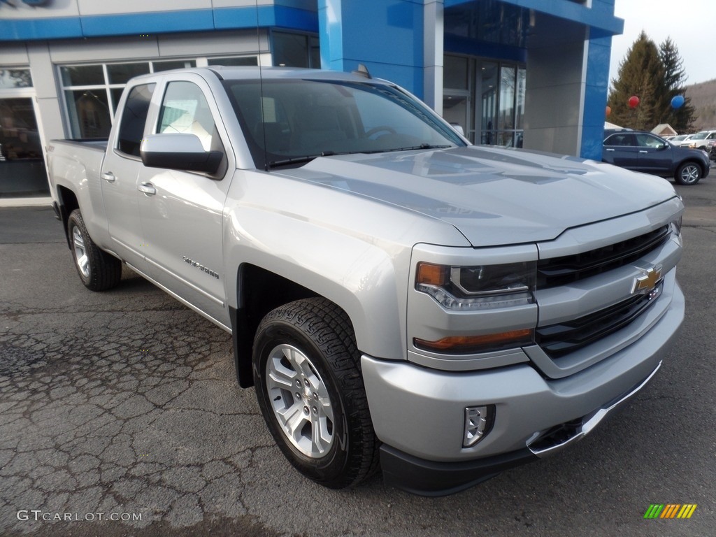 Silver Ice Metallic Chevrolet Silverado 1500