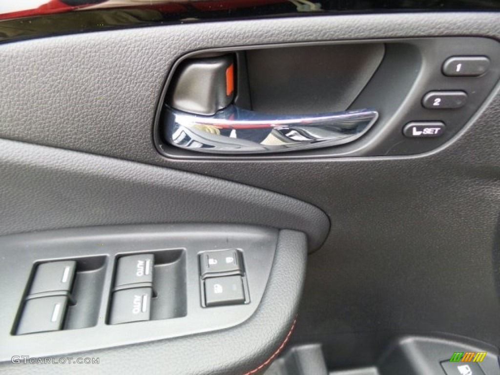 2017 Honda Ridgeline RTL-E AWD Black Edition Controls Photo #118722813