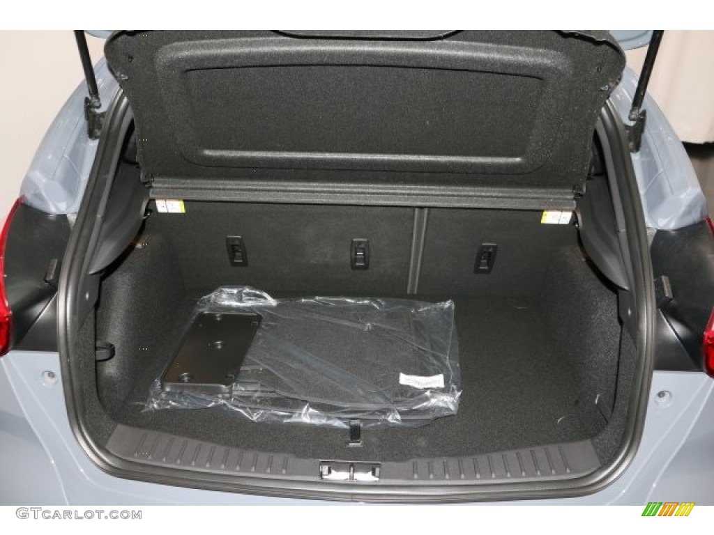 2017 Ford Focus RS Hatch Trunk Photo #118730874
