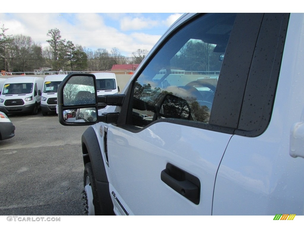 2017 F550 Super Duty XL Regular Cab 4x4 Crane Truck - Oxford White / Medium Earth Gray photo #15