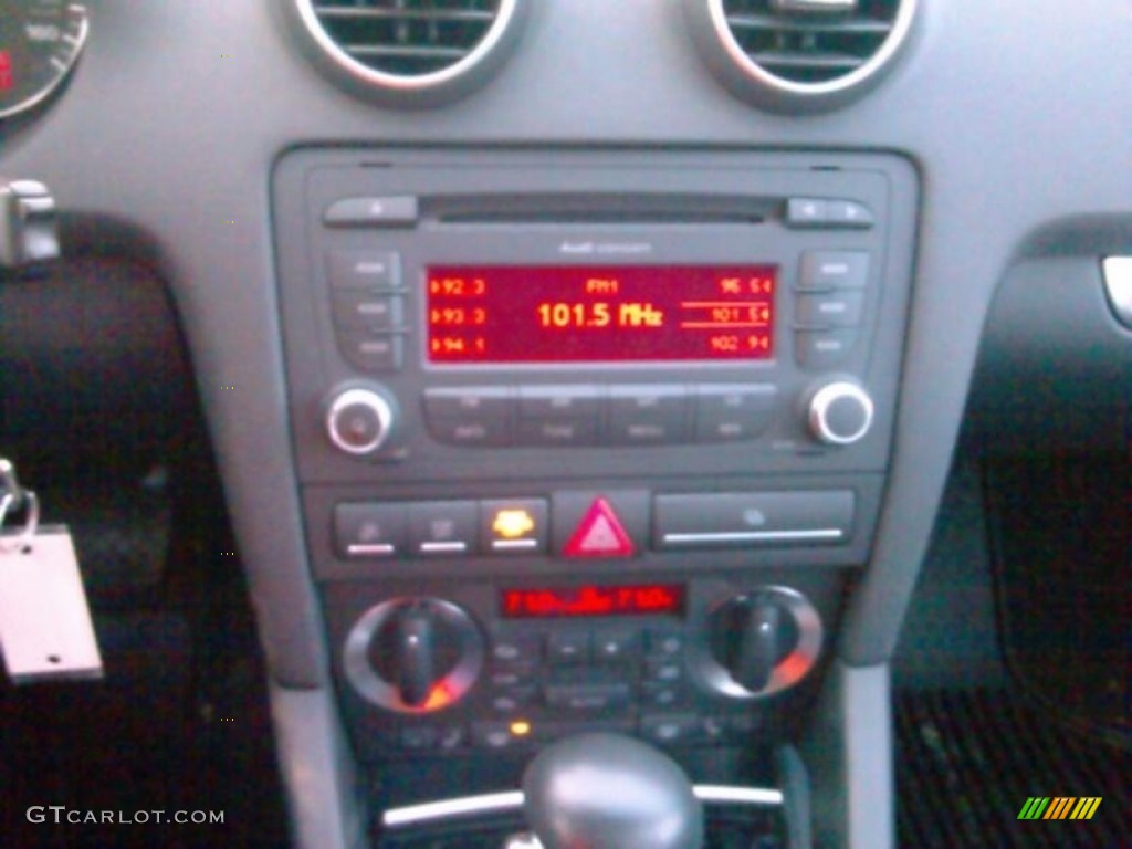 2008 A3 2.0T - Ice Silver Metallic / Black photo #4