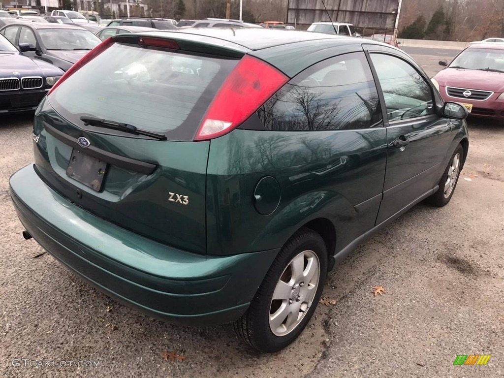 2001 Focus ZX3 Coupe - Rainforest Green Metallic / Medium Graphite Grey photo #6