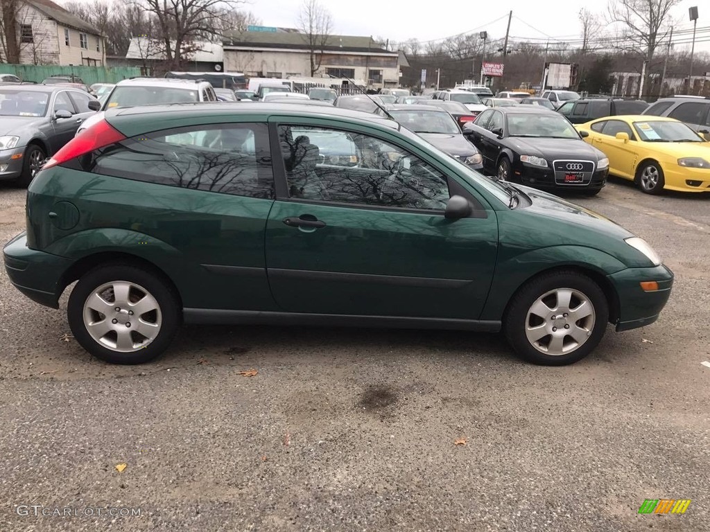 2001 Focus ZX3 Coupe - Rainforest Green Metallic / Medium Graphite Grey photo #7