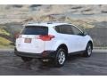 Super White - RAV4 XLE Photo No. 3
