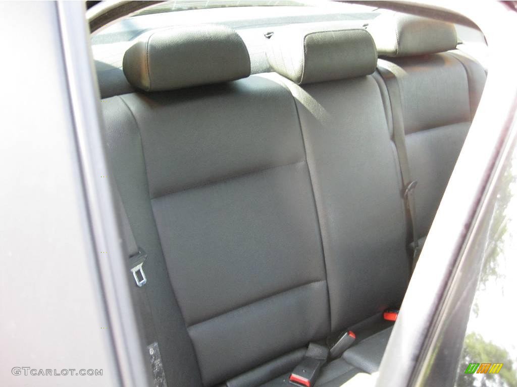 2004 3 Series 325i Sedan - Jet Black / Black photo #23