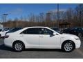 Super White - Camry Hybrid Photo No. 2
