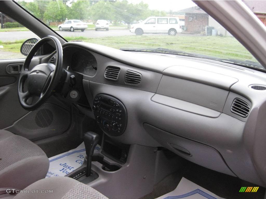 2001 Escort SE Sedan - Oxford White / Medium Graphite photo #20