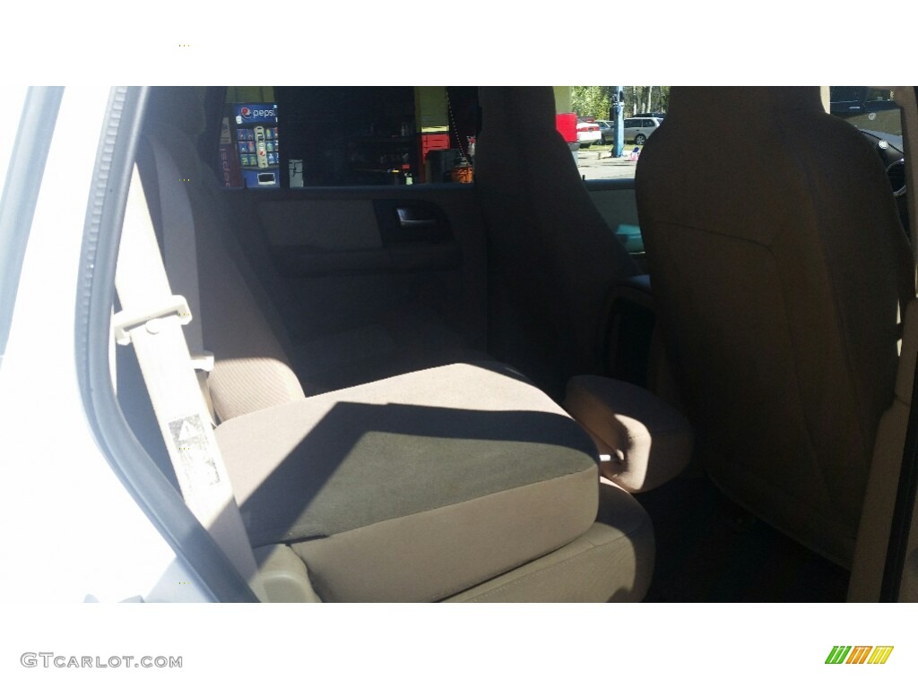 2003 Expedition XLT - Oxford White / Medium Parchment photo #20