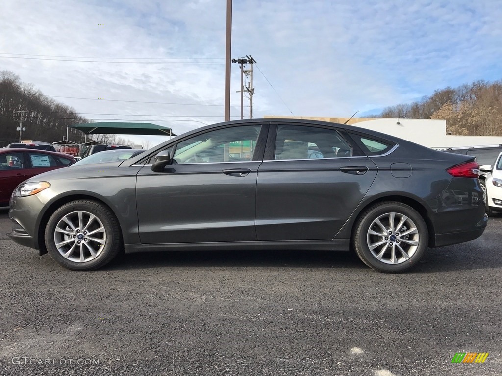 2017 Fusion SE - Magnetic / Ebony photo #1