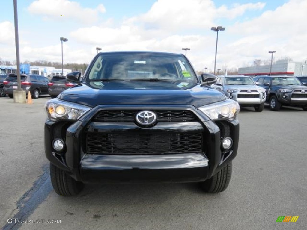 2017 4Runner SR5 Premium - Midnight Black Metallic / Sand Beige photo #2