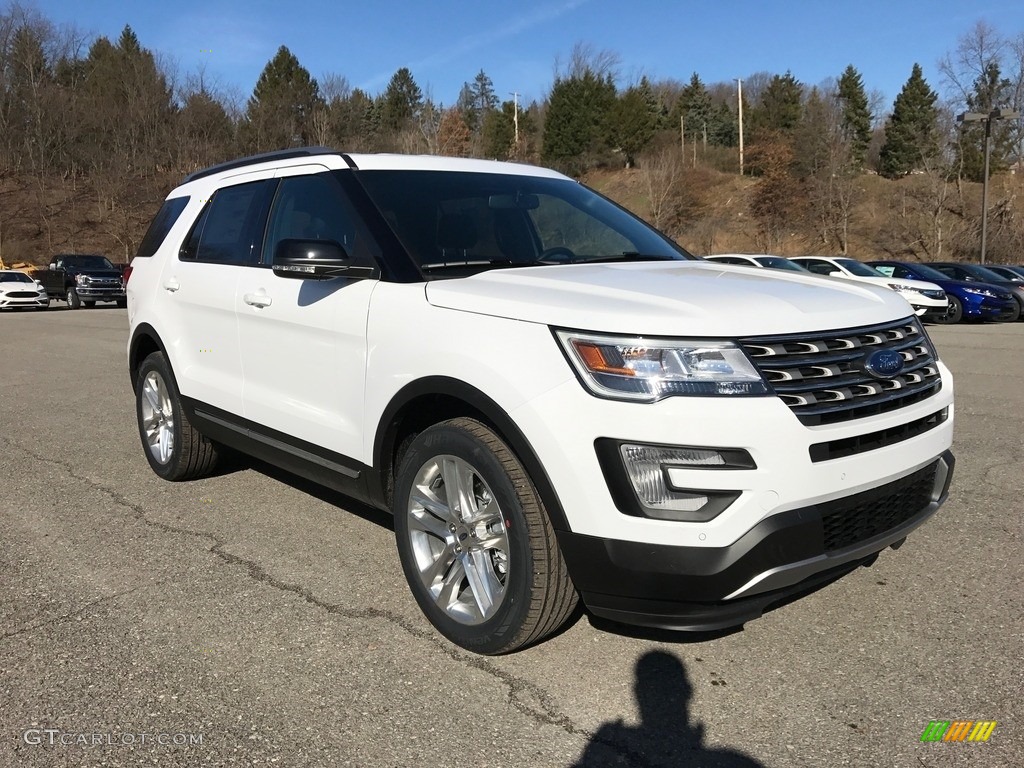 2017 Explorer XLT 4WD - Shadow Black / Ebony Black photo #3