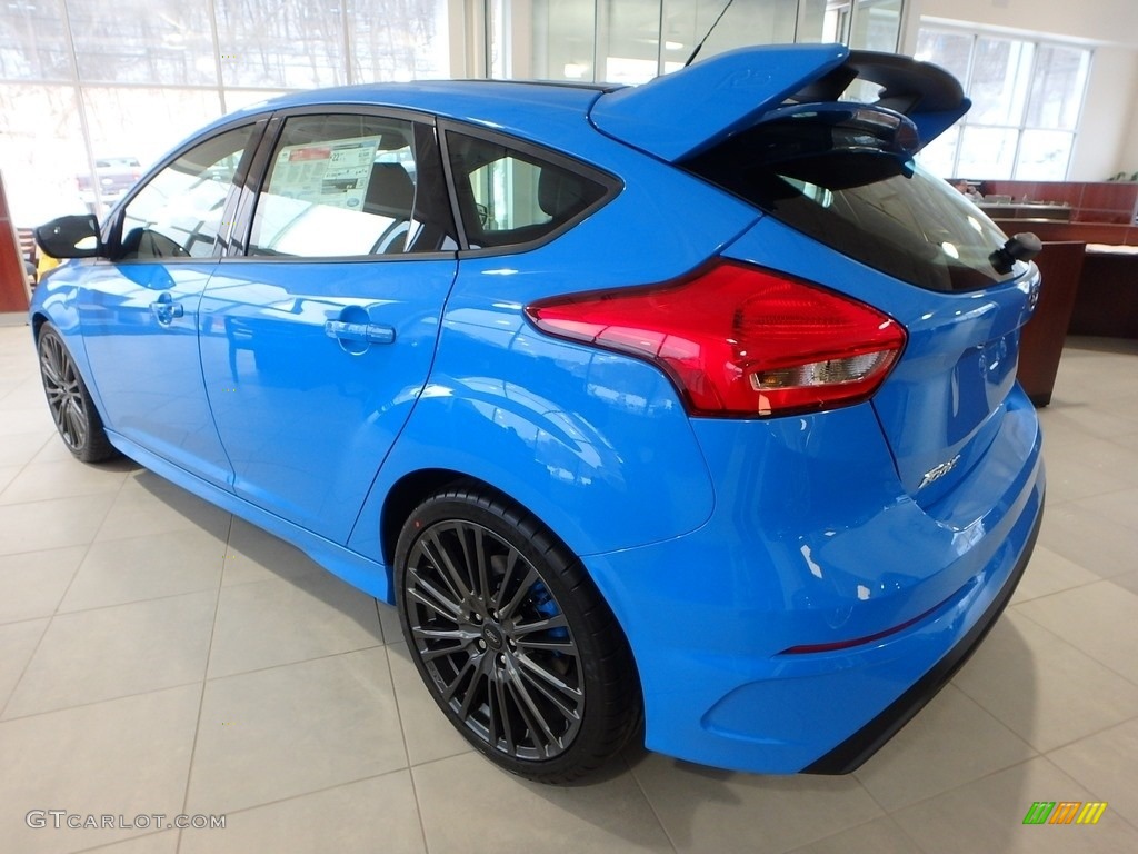 2017 Focus RS Hatch - Nitrous Blue / Charcoal Black Recaro Leather photo #5