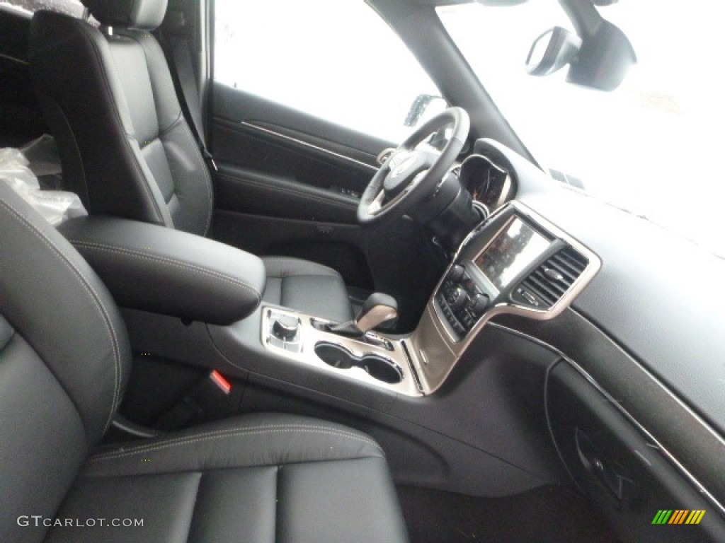 2017 Grand Cherokee Limited 4x4 - Diamond Black Crystal Pearl / Black photo #7