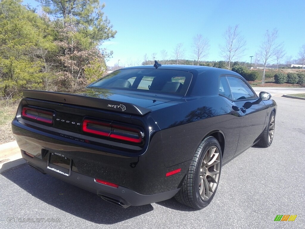 2017 Challenger SRT Hellcat - Pitch Black / Black photo #6