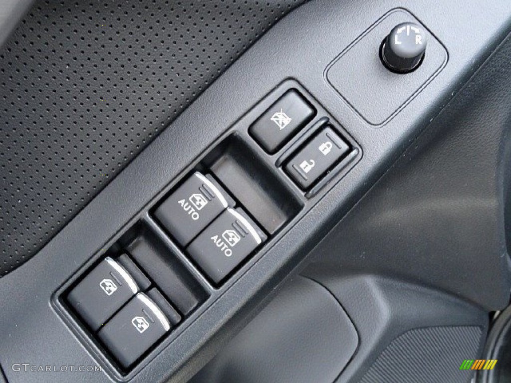 2017 Subaru Forester 2.0XT Premium Controls Photo #118749486