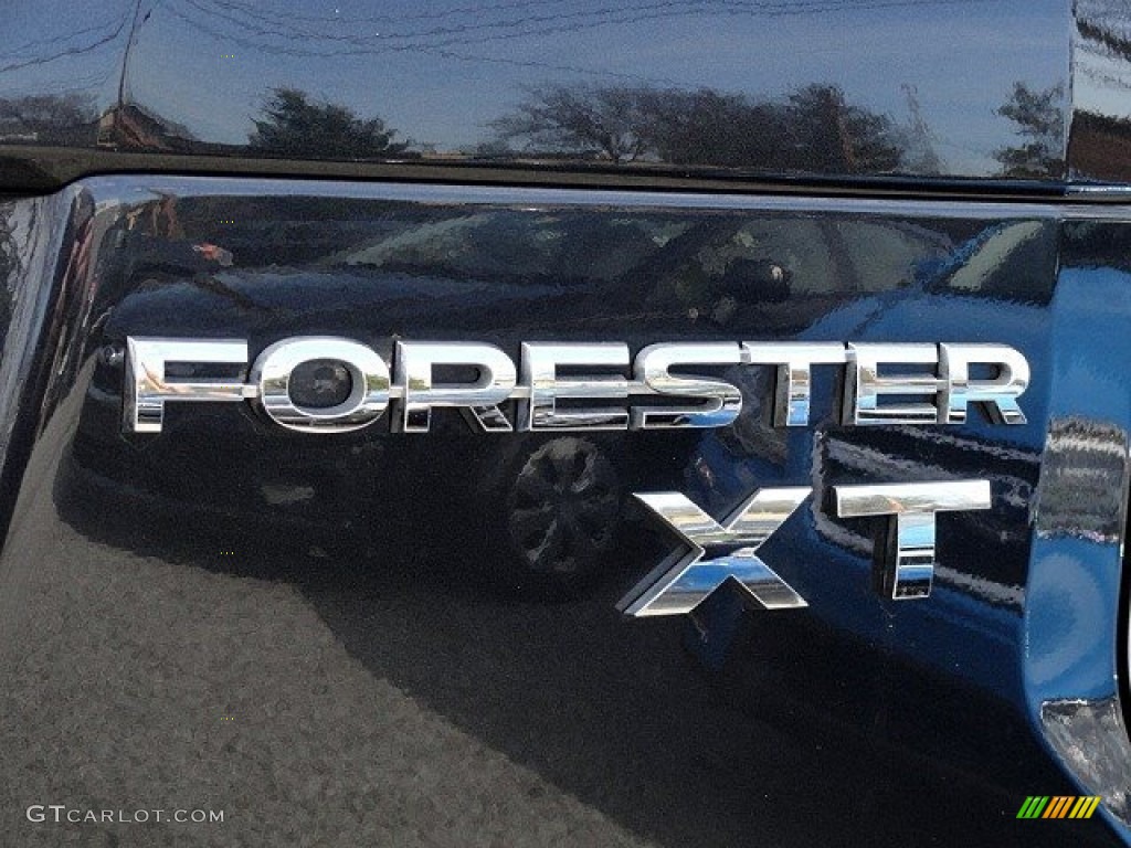 2017 Subaru Forester 2.0XT Premium Marks and Logos Photos