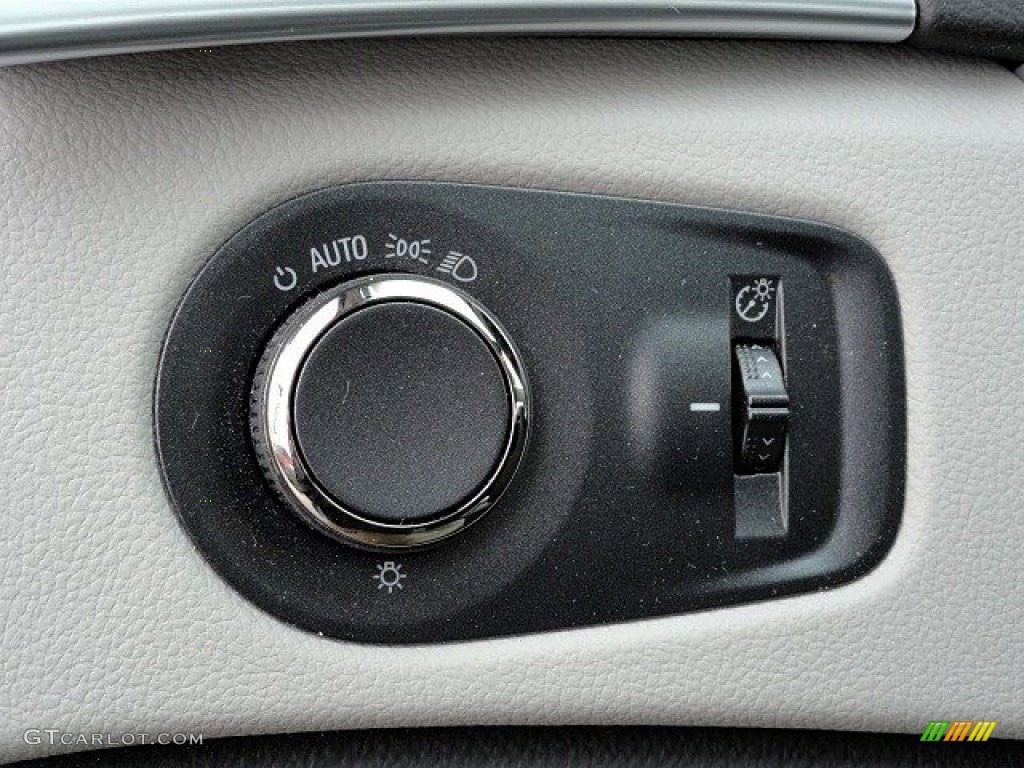 2014 Cadillac SRX FWD Controls Photo #118750611