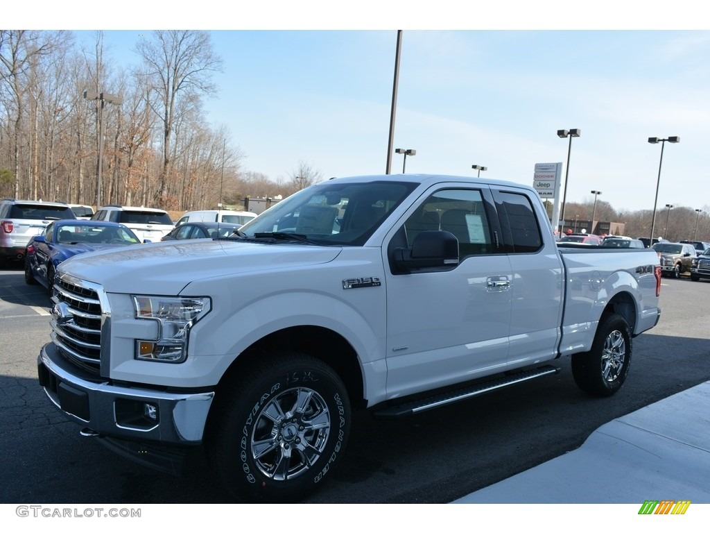 2017 F150 XLT SuperCab 4x4 - Oxford White / Earth Gray photo #3