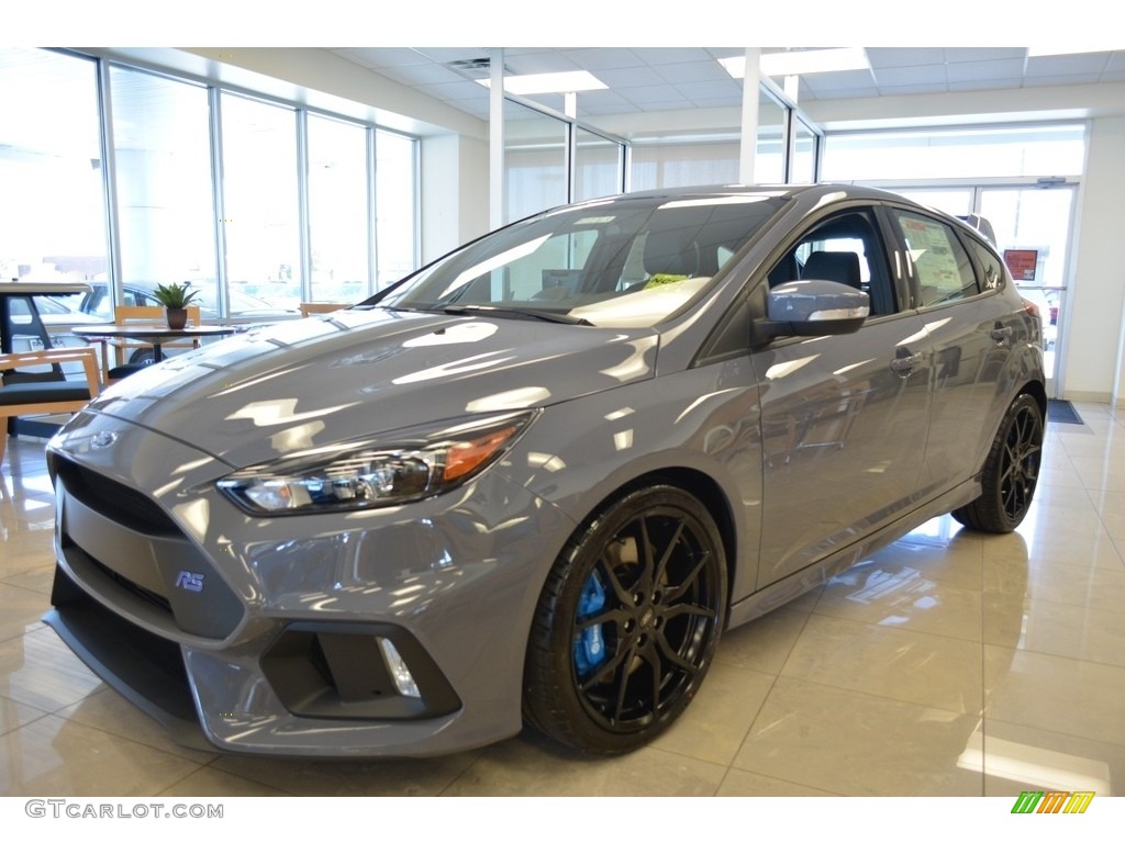 Stealth Gray 2017 Ford Focus RS Hatch Exterior Photo #118752432