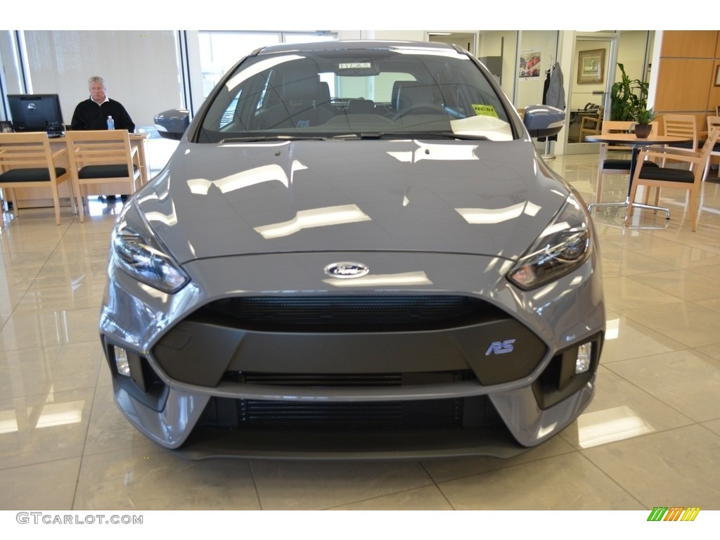 2017 Focus RS Hatch - Stealth Gray / Charcoal Black Recaro Leather photo #4
