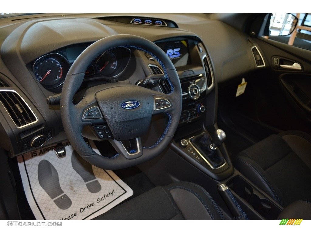 Charcoal Black Recaro Leather Interior 2017 Ford Focus RS Hatch Photo #118752528